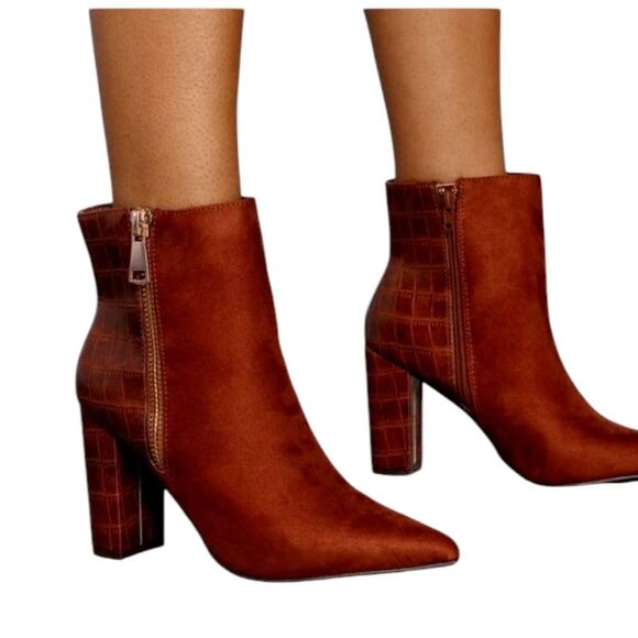 Bamboo Bellflower Faux Suede Alligator Detail Booties In Rust Size 8 - Picture 5 of 12